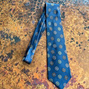 Nino Cerruti hand made tie, 100% silk